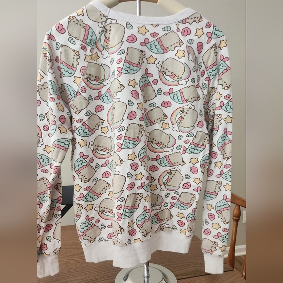 Pusheen Mermaid Unicorn and Rainbows Cat Sweatshirt Pullover Juniors X Large - Picture 3 of 5